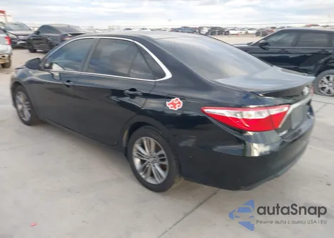 2017 Toyota Camry Se z USA, uszkodzony, nr VIN 4T1BF1FK4HU758011